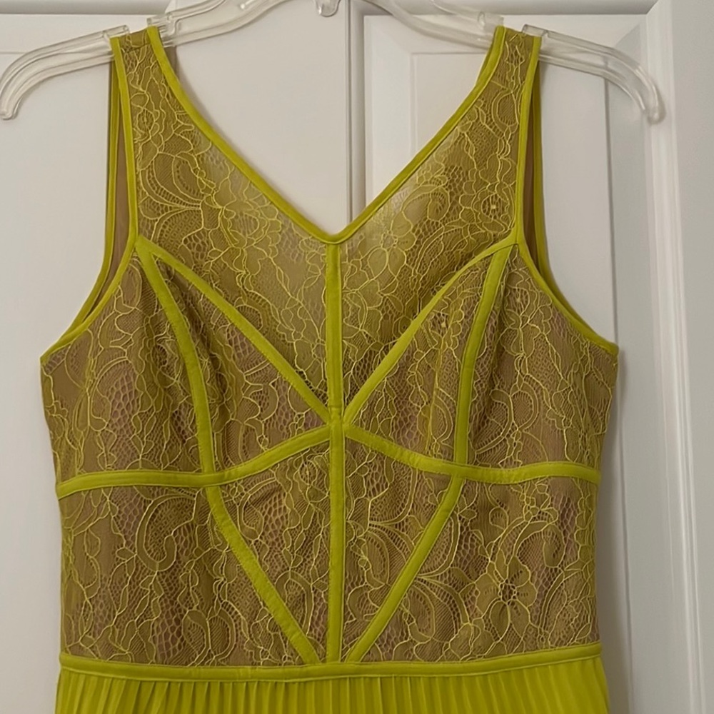 BCBGMAXAZRIA Citron Lace Maxi